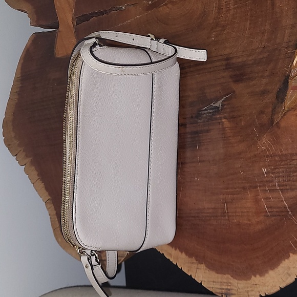 Kate Spade Crossbody, Good condition - Picture 4 of 10